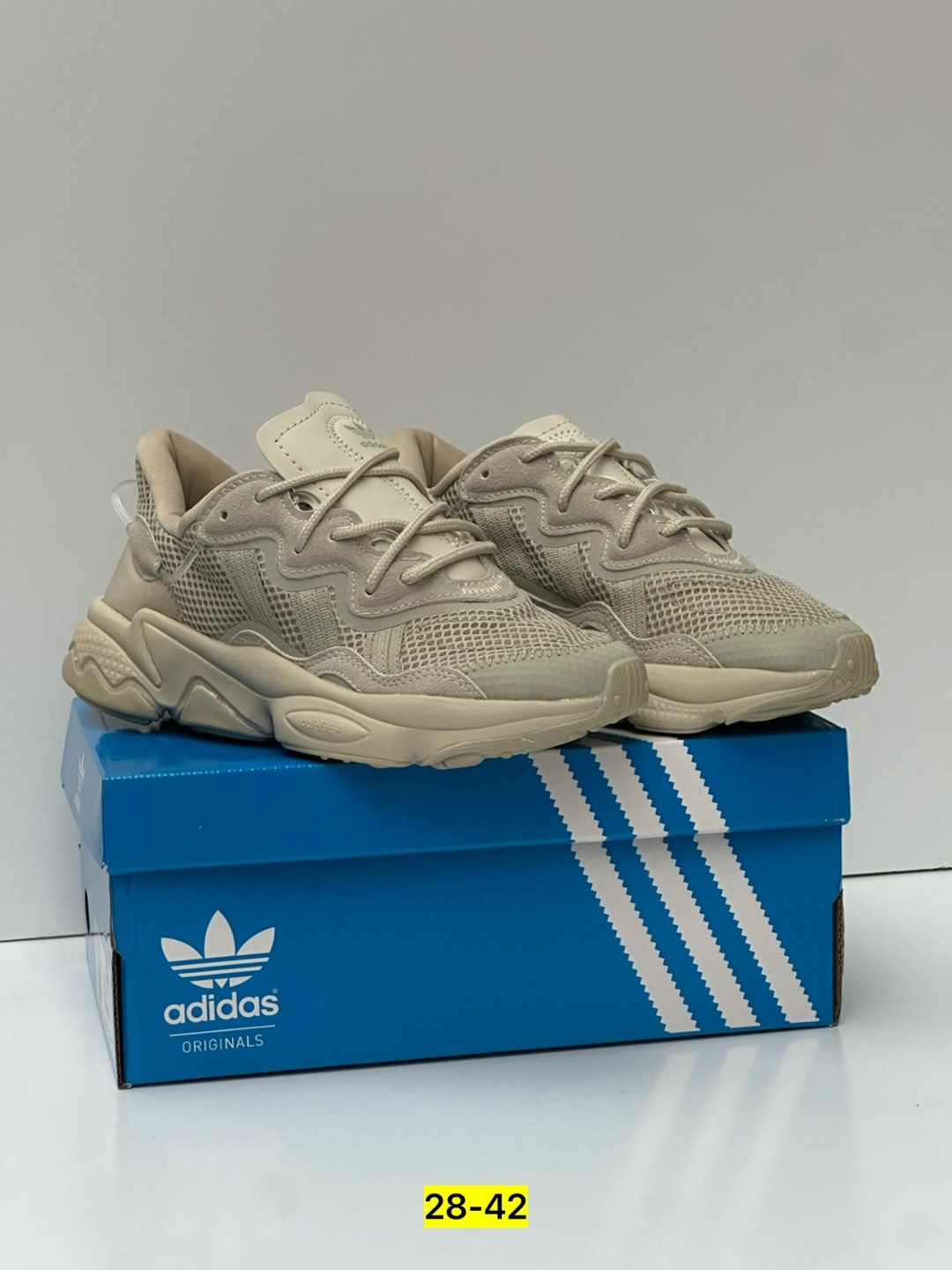 кроссовки мужские adidas ozweego,кроссовки женские adidas ozweego,кроссовки adidas ozweego,кроссовки adidas originals ozweego,кроссовки