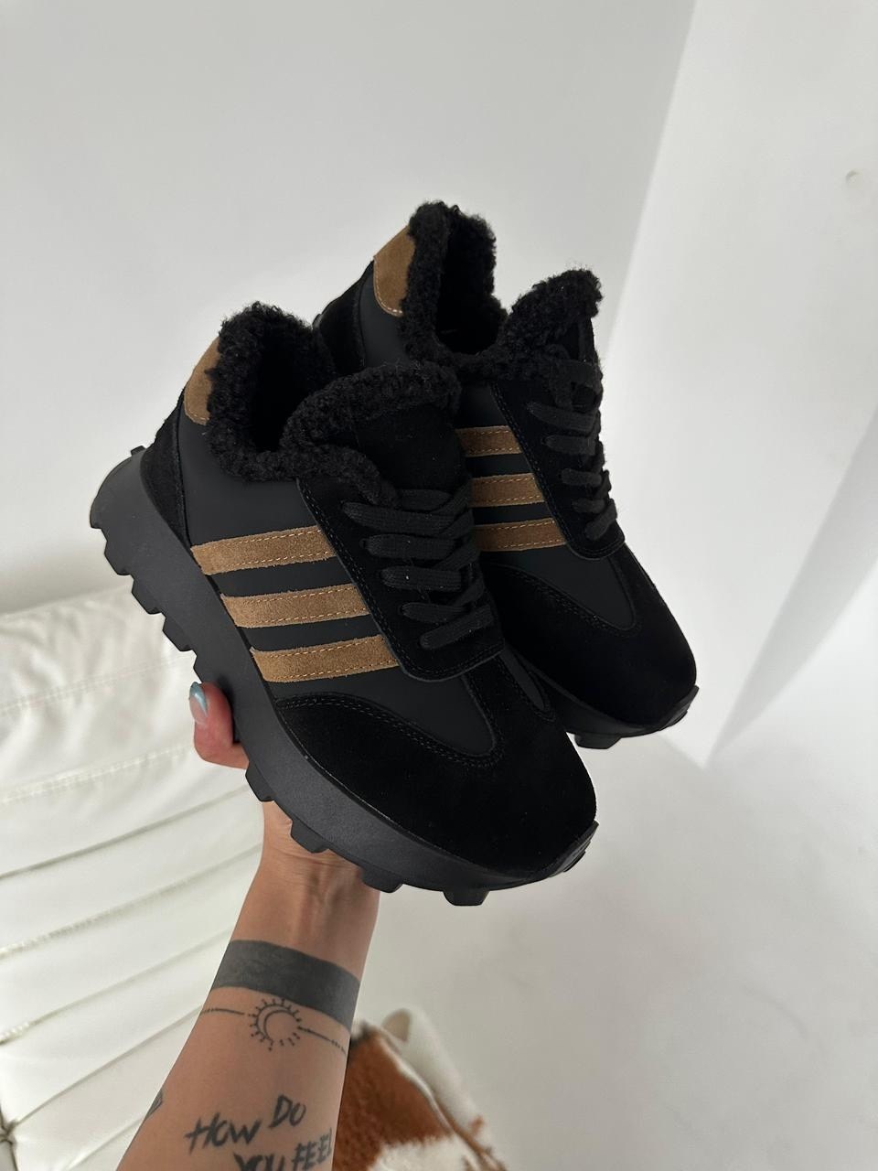 кроссовки женскиe,женские кроссовки adidas,кроссовки adidas,,кроссовки adidas retropy