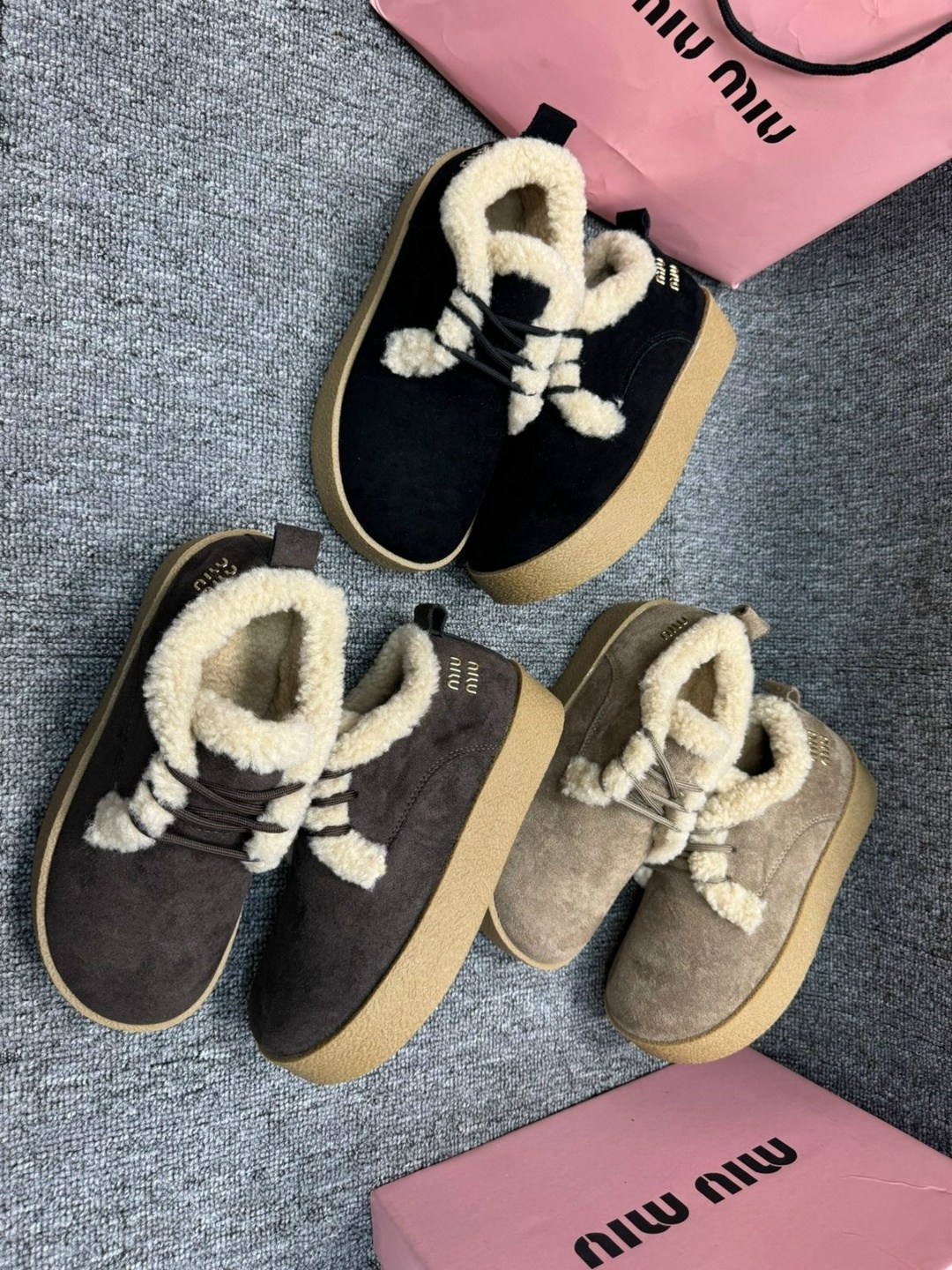 ,зимняя ,женская  зимняя,повседневная ,ботинки с мехом