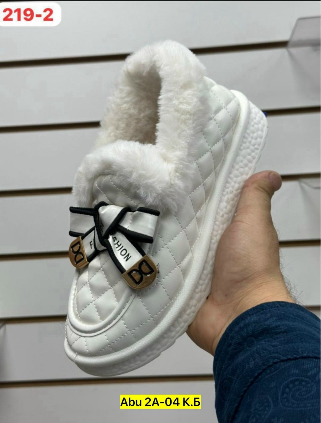 ,женские угги,женская ,женская  зимняя,зимняя