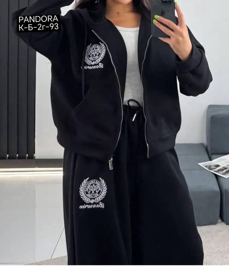 спортивные костюмы женские,стильные костюмы,спортивные костюмы,костюм спорт шик,костюм женский на флисе