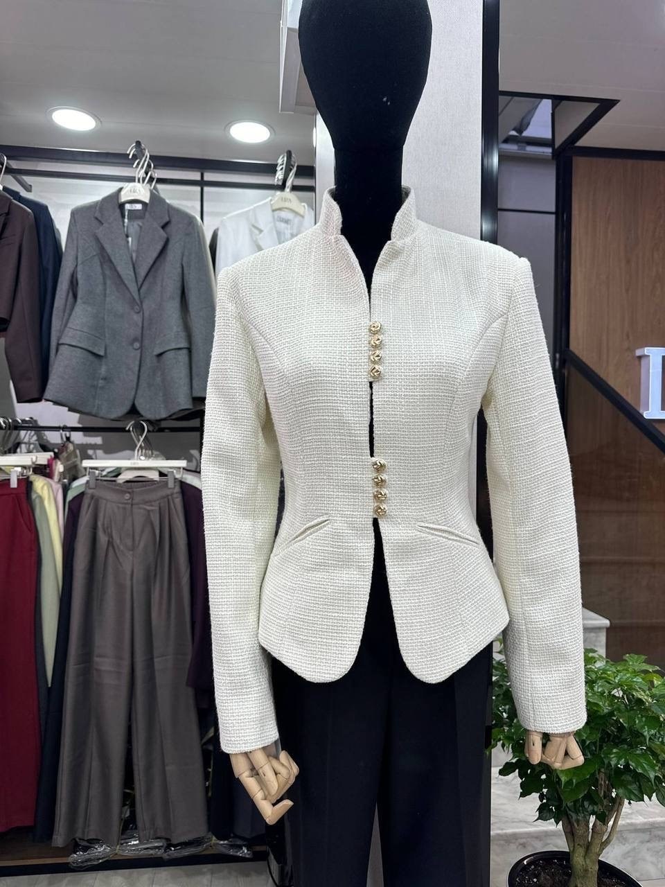 жакет,жакет стильный,элегантный жакет,женские жакеты,жакет в стиле шанель