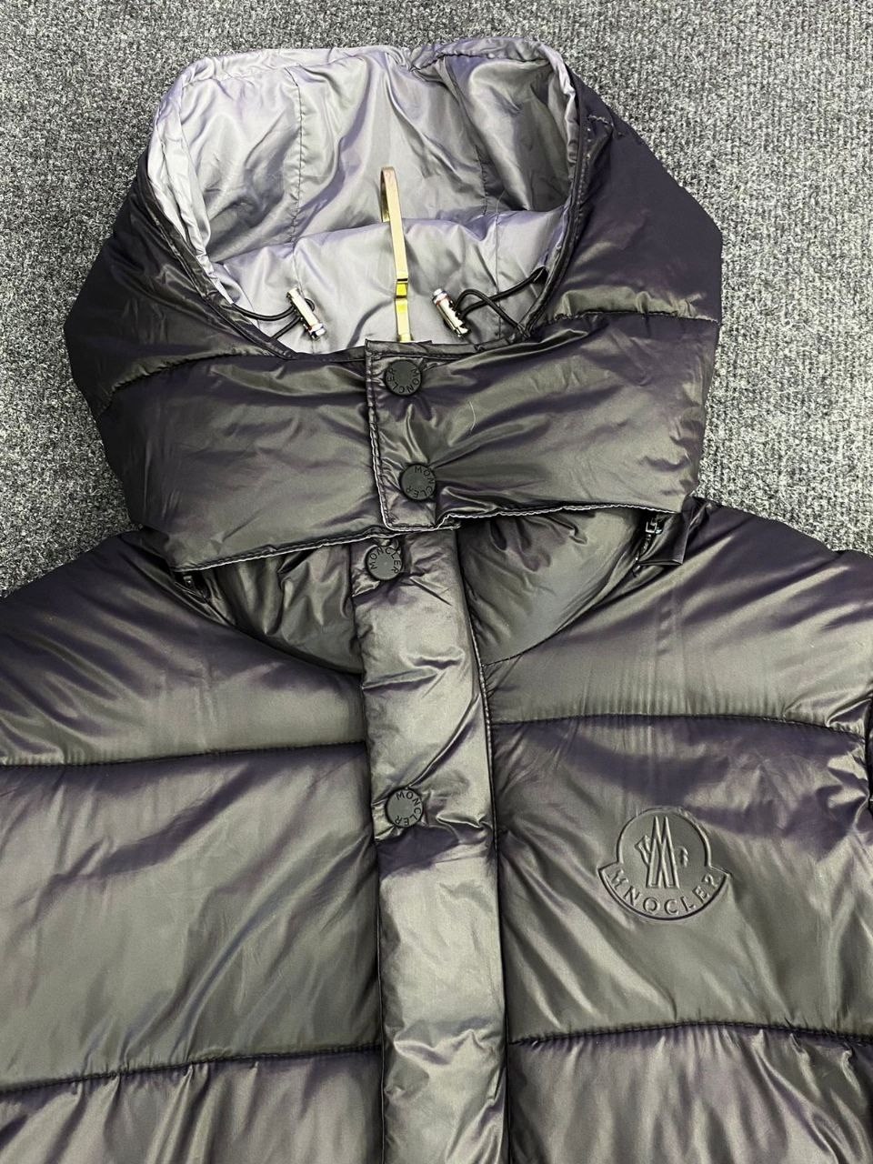 жилетка moncler,жилетка монклер оригинал,жилет пуховик,жилетка,жилет