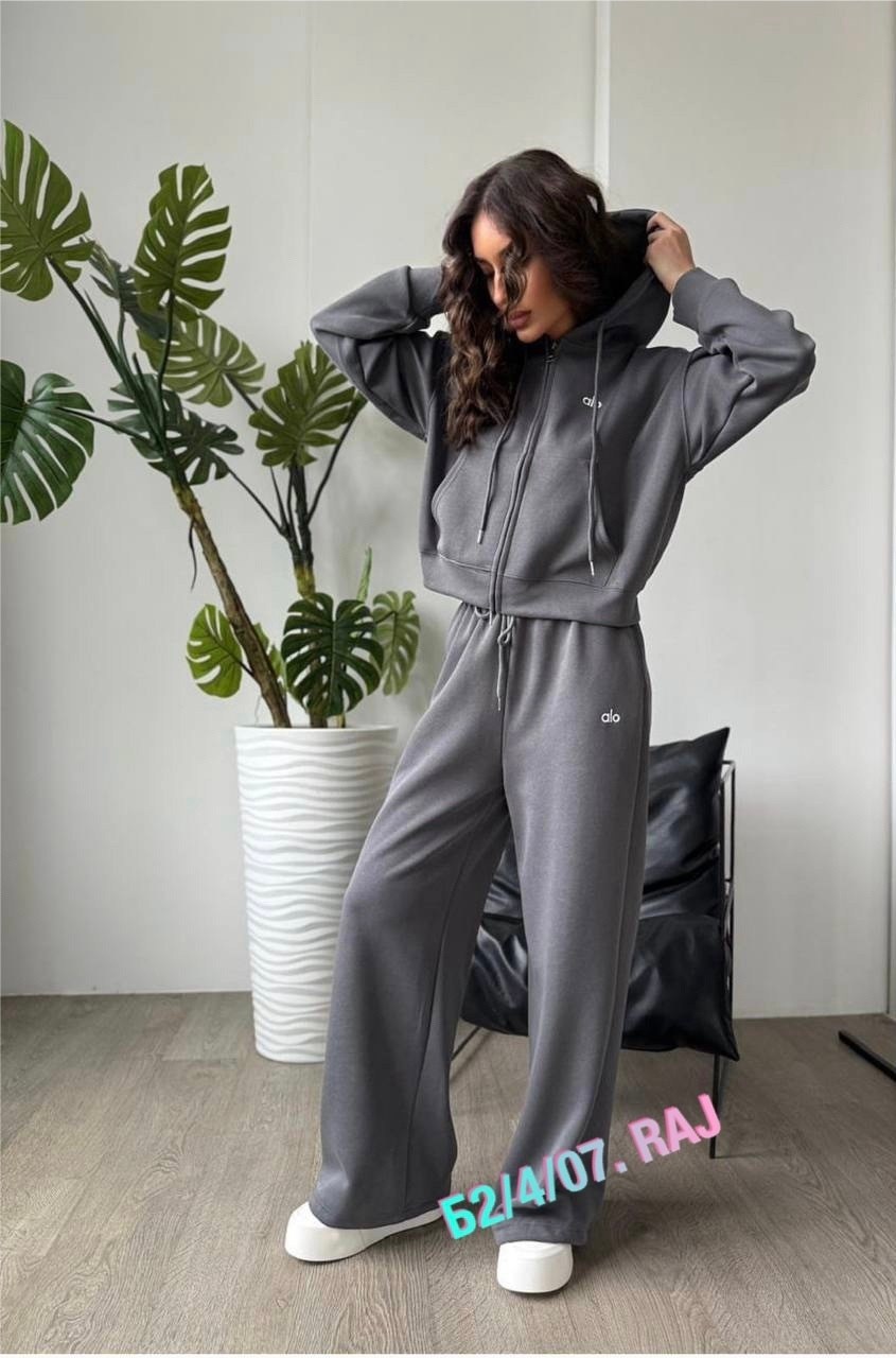 костюмы спортивные женский,спортивные костюм,костюм спорт,костюм на флисе,женский костюм на флисе