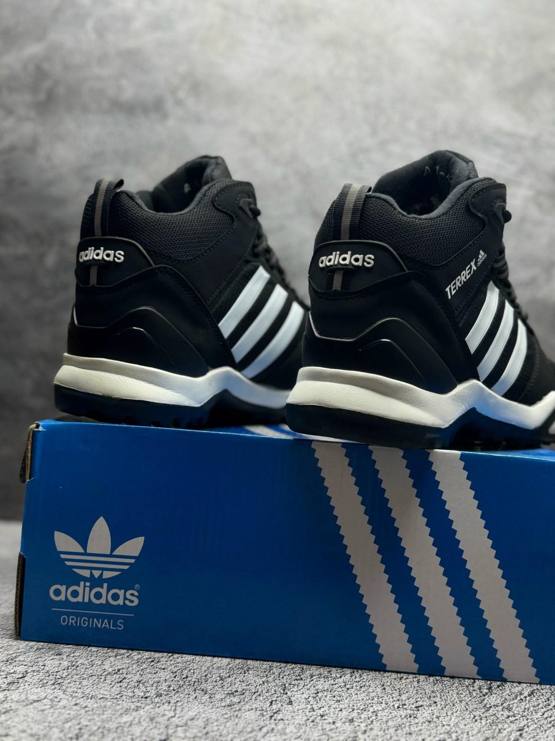 adidas climaproof кроссовки мужские зимние,adidas climaproof кроссовки мужские,зимние кроссовки adidas,кроссовки зимние мужские adidas,кроссовки adidas мужские