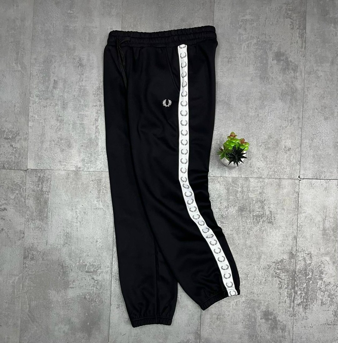 спортивные штаны фред перри,спортивные штаны,спортивные штаны мужские,спортивные джоггеры,спортивные брюки джоггеры