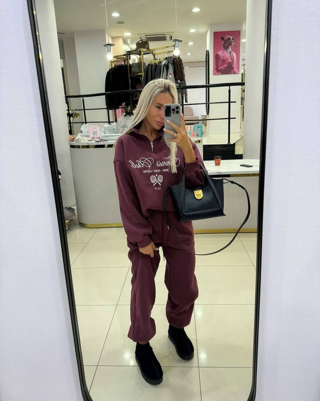 спортивные костюмы женские,костюм женский на флисе,стильные костюмы,спортивные костюм,cпортивный костюм женский на флисе