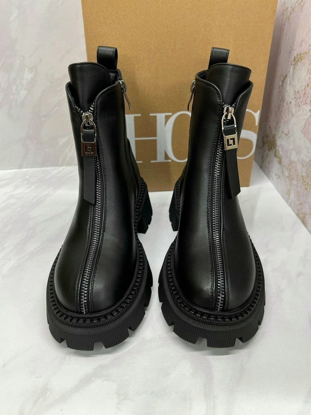 ,ботинки женские,ботинка,ботинки с замком,модные ботинки