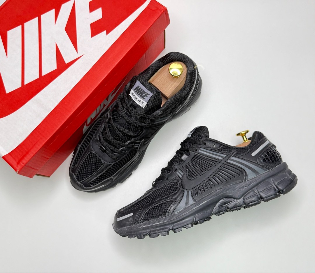 nike zoom vomero 5 sp,nike zoom vomero 5 triple black,кроссовки nike air zoom vomero 5,кроссовки nike zoom vomero 5,nike air zoom vomero 5