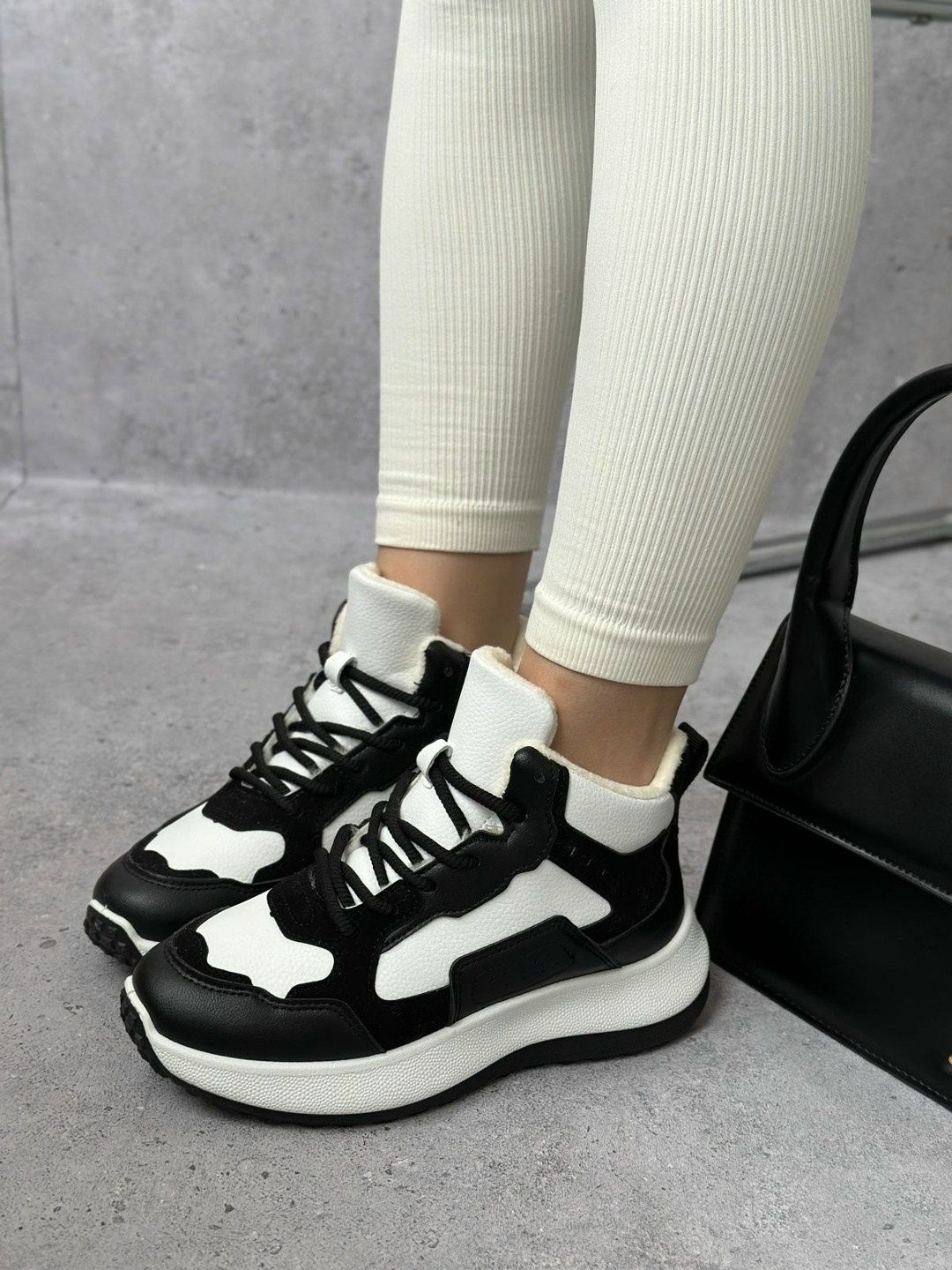 ,кроссовки женскиe,кроссовки женские зимние,теплые кроссовки,черные кроссовки