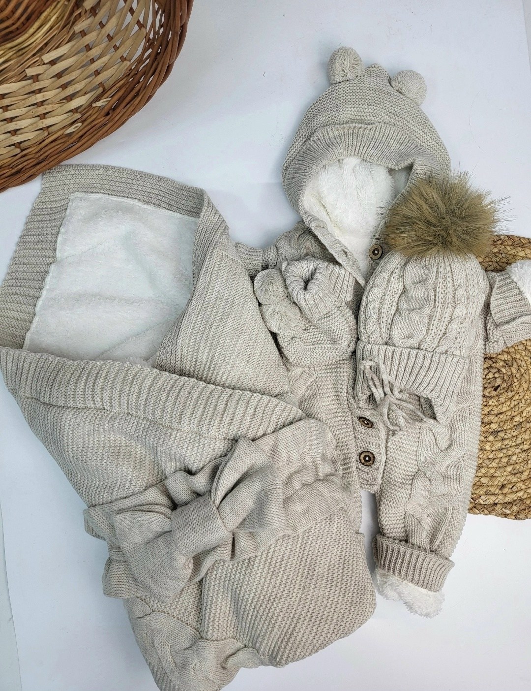 вязаный комплект на выписку,комплект на выписку 5 предметов,комплект на выписку из 5 предметов,комплект на выписку,вязаный комплект на выписку для новорожденных