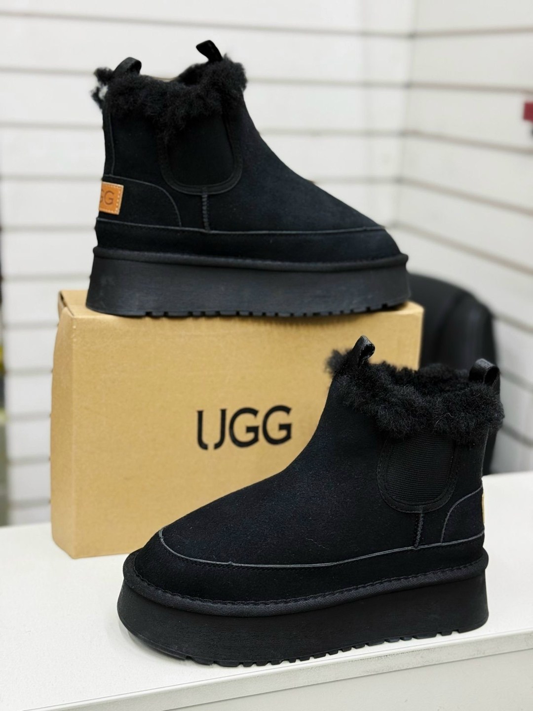 ,угги женские, женская,зимняя  женская,угги на платформе