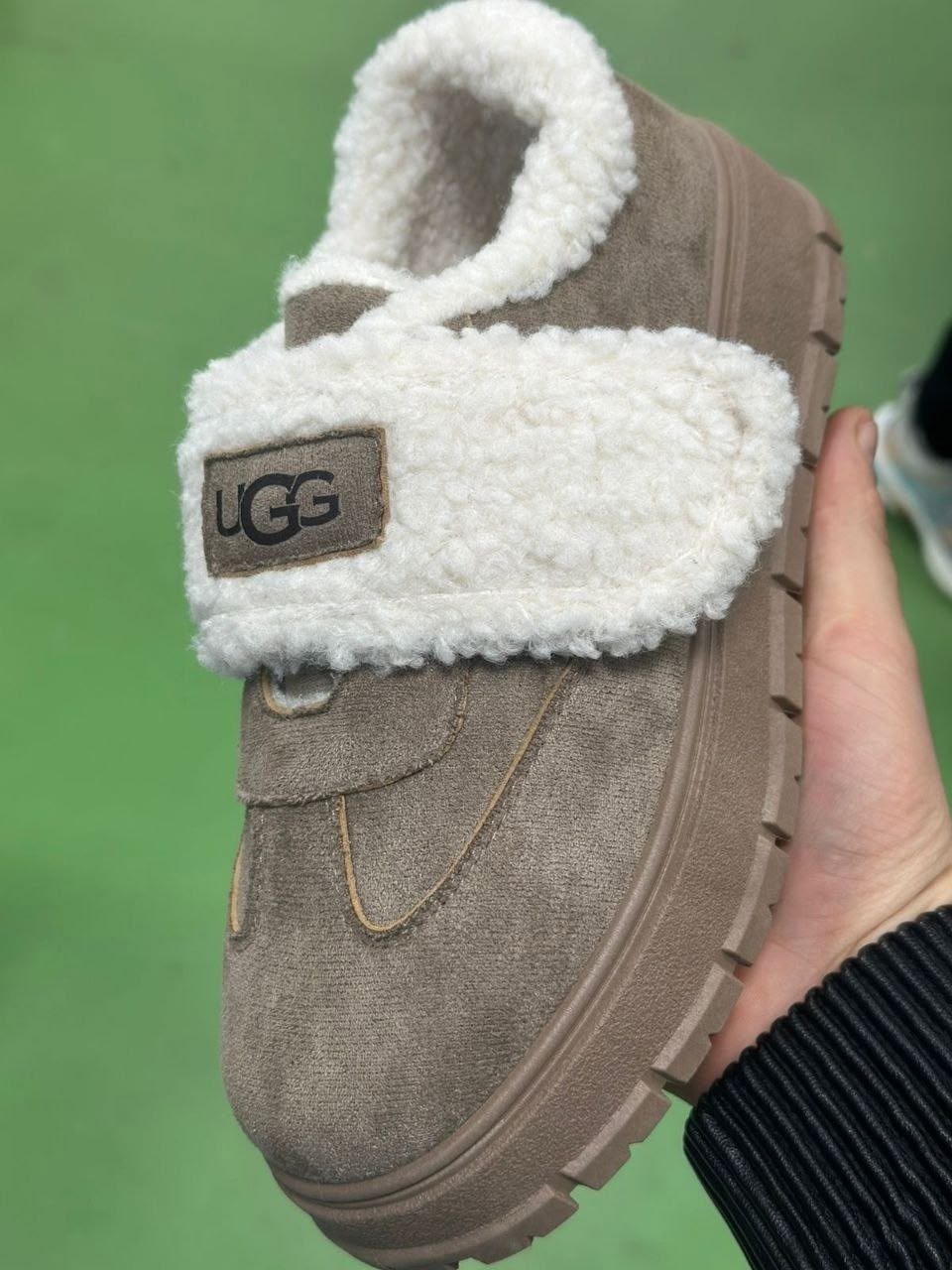 ,угги женские,женские угги зимние,зимние кроссовки женские,кеды ugg женские