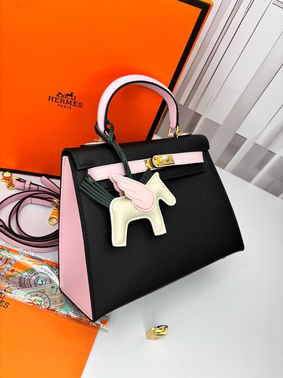 сумка hermes,сумка женская hermes,hermes сумка на плечо,сумки гермес,cумка hermes kelly