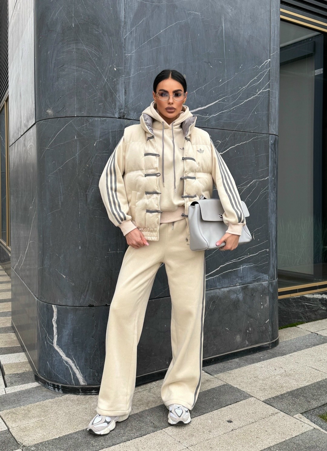 стильные костюмы,бежевый костюм,куртка модная,костюм на флисе