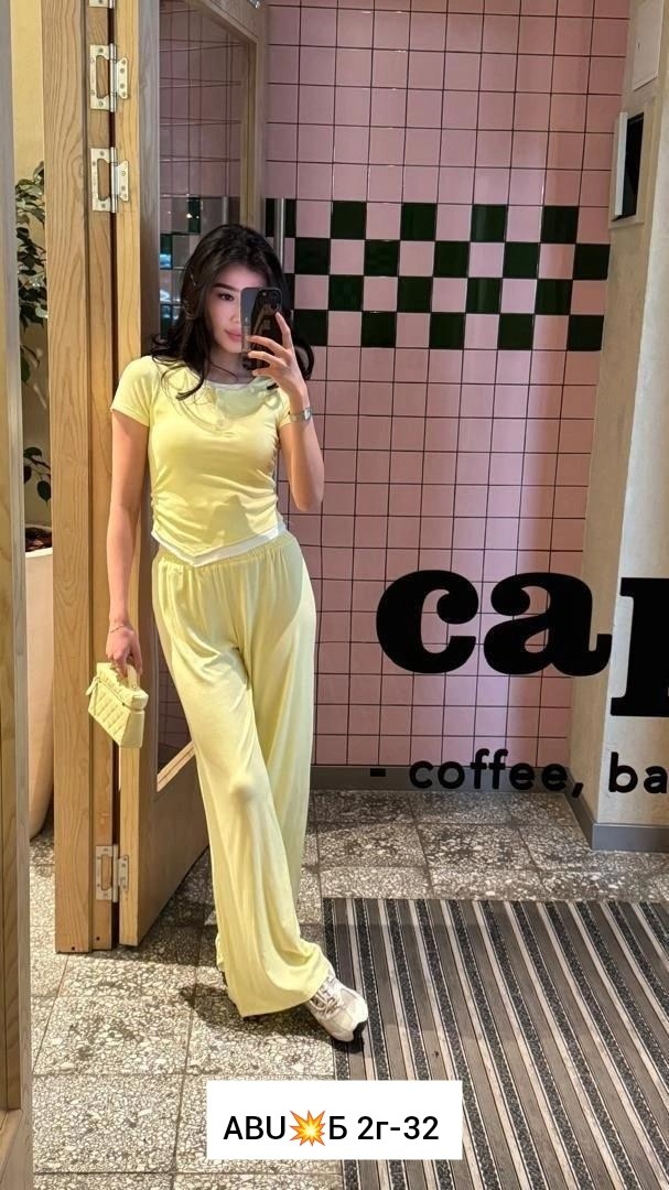 костюм с кроп топом и брюками,костюм двойка трикотаж,женский костюм,костюм двойка женская,костюмы двойки