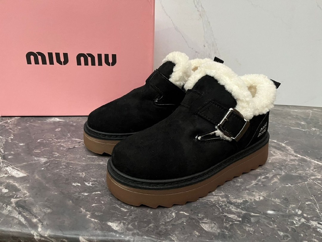 ,женские угги,женская , зимняя,ботинки на меху