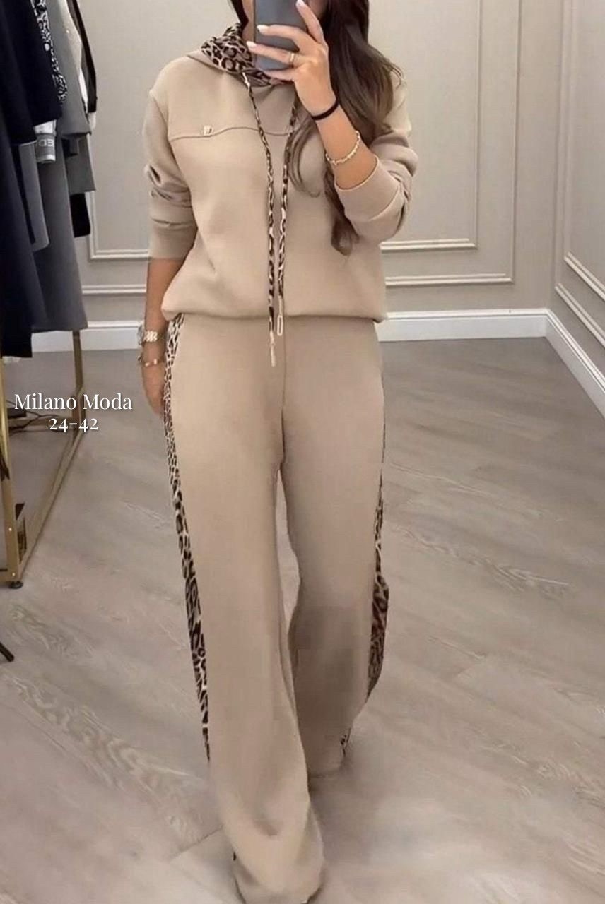 костюмы женские спортивные,костюм женский спортивный двойка,стильные костюмы,костюмы женские,спортивный костюм фенди женский бежевый