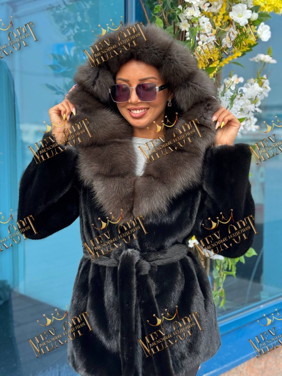 норковая шуба с капюшоном,шубы норковые,шуба из норки,шуба норковая с английским воротником,шуба из норки с капюшоном