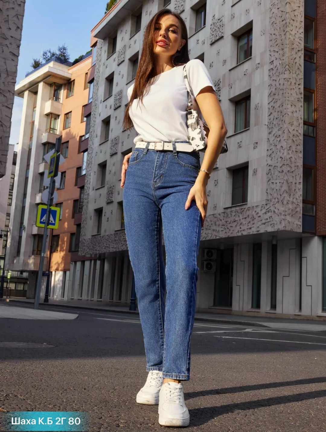 джинсы женский,джинсы мом,джинсы модные,женские джинсы мом,стильные джинсы