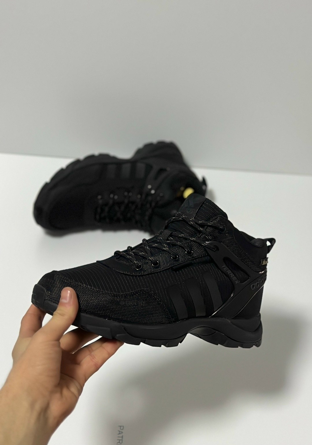 зимние кроссовки adidas,кроссовки мужские adidas,кроссовки мужские зимние adidas,кроссовки adidas terrex,зимние кроссовки мужские адидас