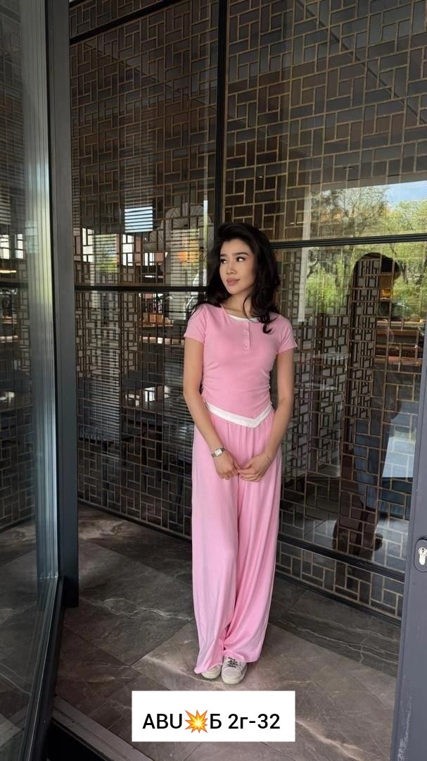 костюм с кроп топом и брюками,костюм двойка трикотаж,женский костюм,костюм двойка женская,костюмы двойки