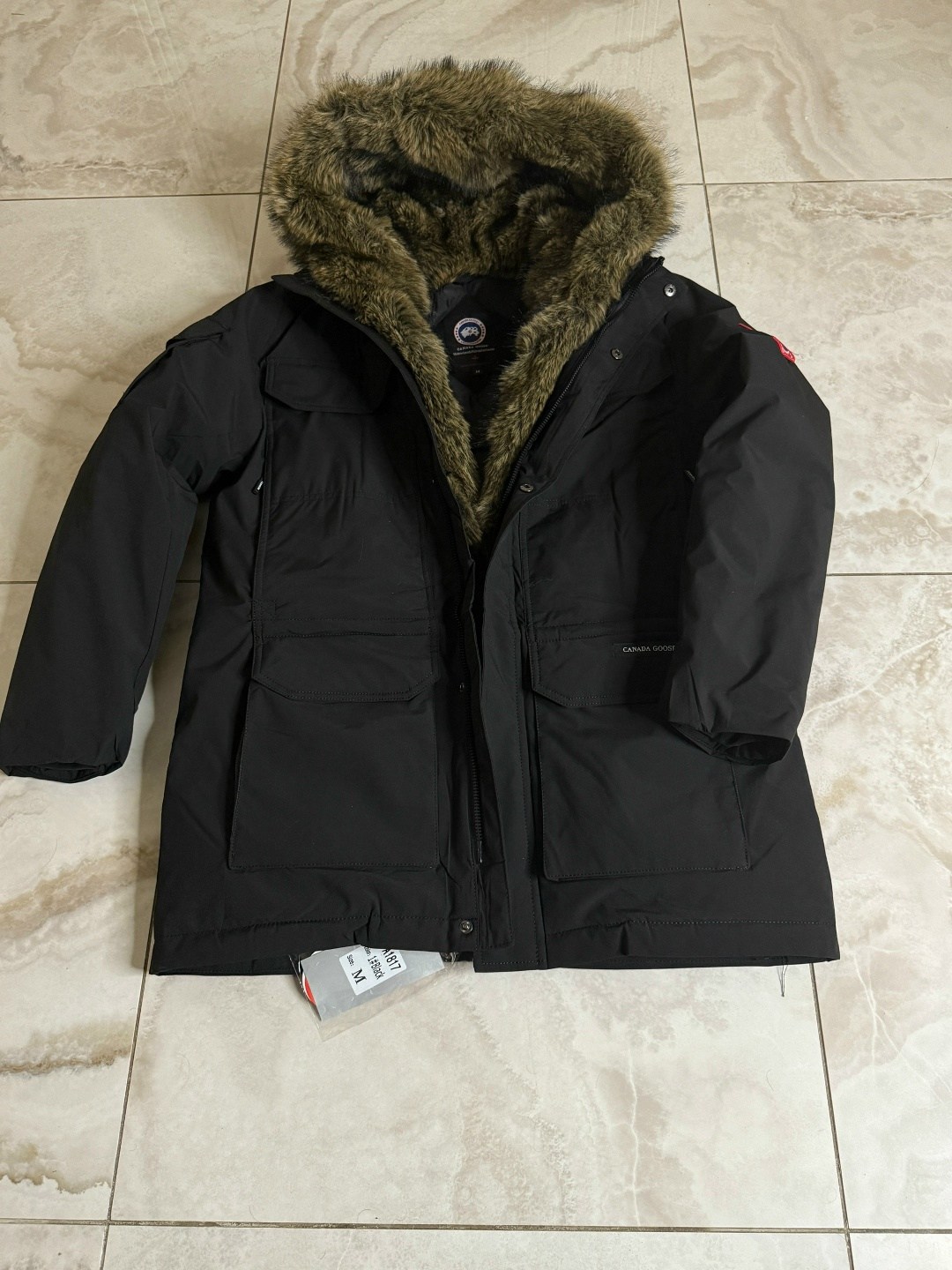 куртка зимняя canada goose,мужские пуховики canada goose,canada goose оригинал,куртка canada goose мужская,canada goose expedition parka женская
