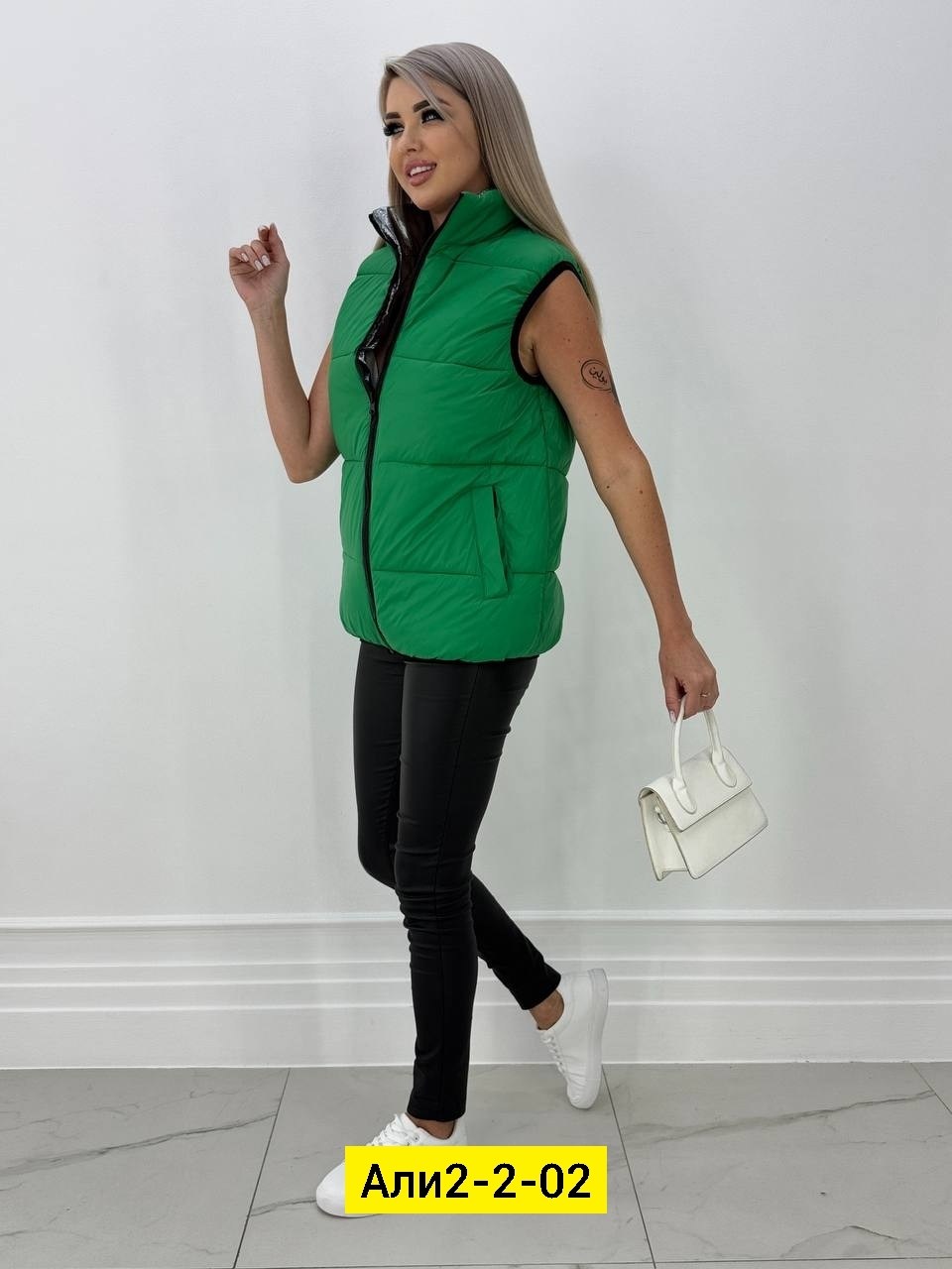 женские жилеты,женские жилетки,жилет,двухсторонний жилет,жилеты плащевка