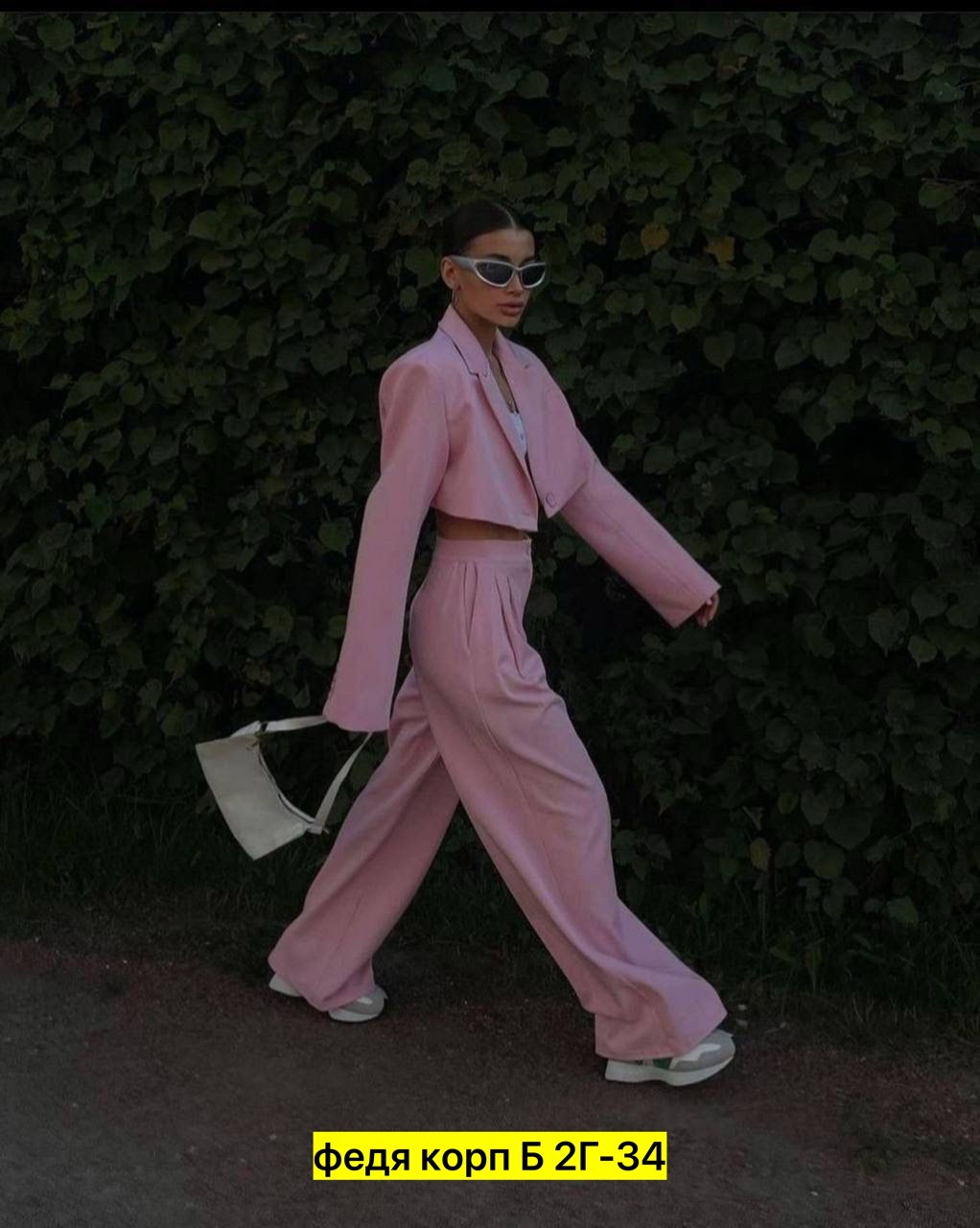 костюм с брюками палаццо,костюм стильный,модные костюмы,женский брючный костюм,повседневный костюм