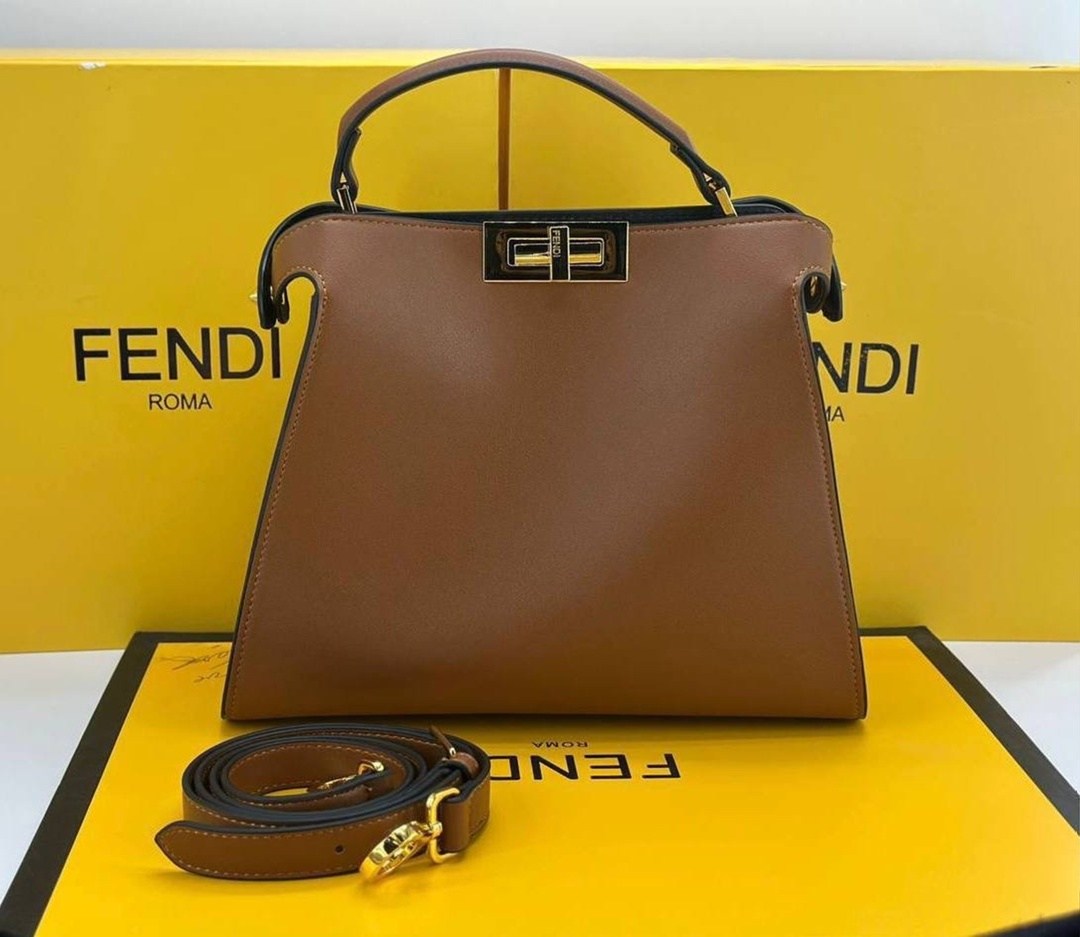 сумка fendi,сумка fendi peekaboo,сумки фенди,сумка женская fendi,fendi сумка на плечо
