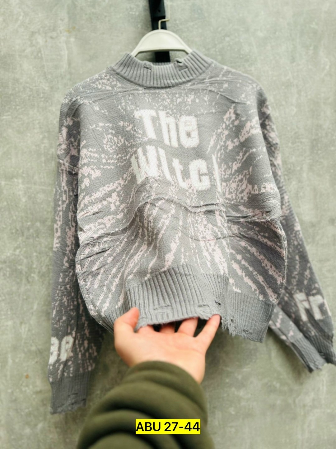 модные свитера,свитер,кофта женская,свитер с принтом,вязаные свитера