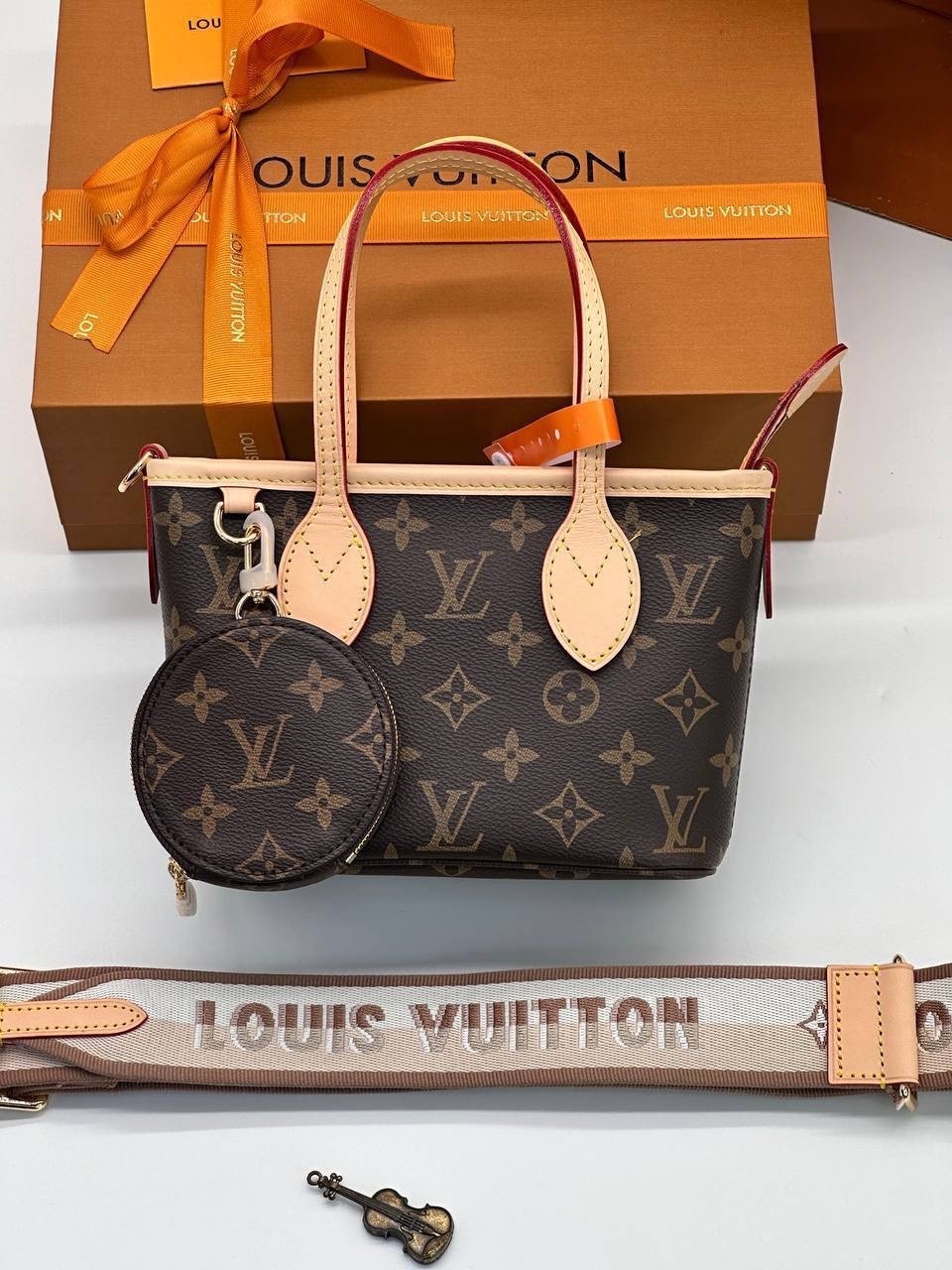 сумка на плечо louis vuitton,louis vuitton женская сумка,louis vuitton neverfull,сумкa louis vuitton,сумка через плечо louis vuitton