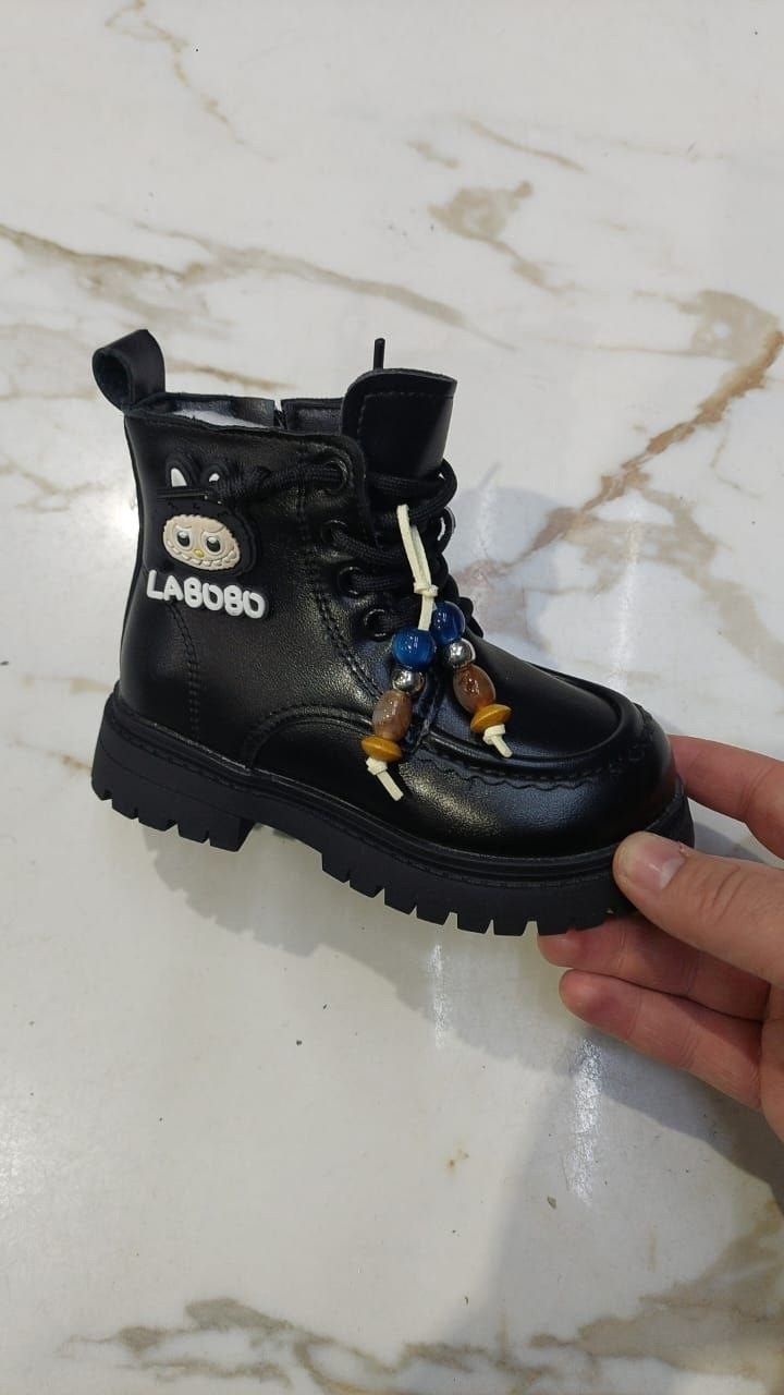 ,детские ботинки,детские ботиночки,детская ,ботинка