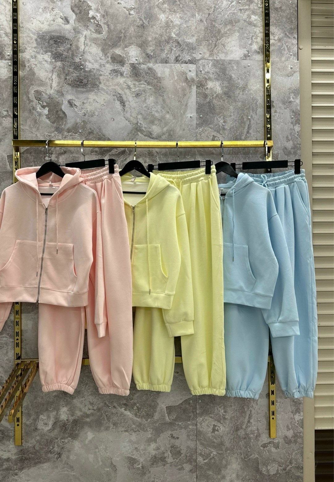 костюмы спортивные женские,костюм со штанами,стильные костюмы,спортивные костюм,cпортивный костюм женский на флисе