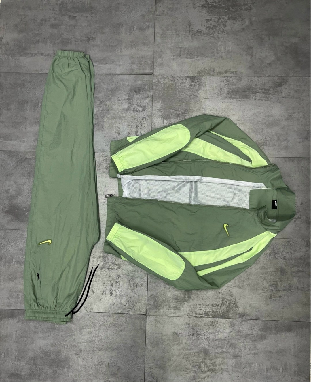 спортивные костюмы nike,спортивный костюм nike мужской,спорт костюм,спортивные костюм,костюм nike мужской