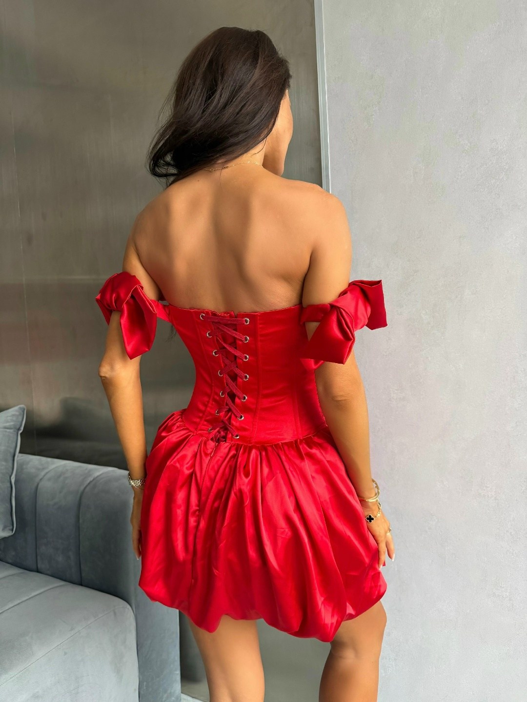 красное платье вечернее,атласное платье,атласное мини платье,шикарное красное платье,красная платья