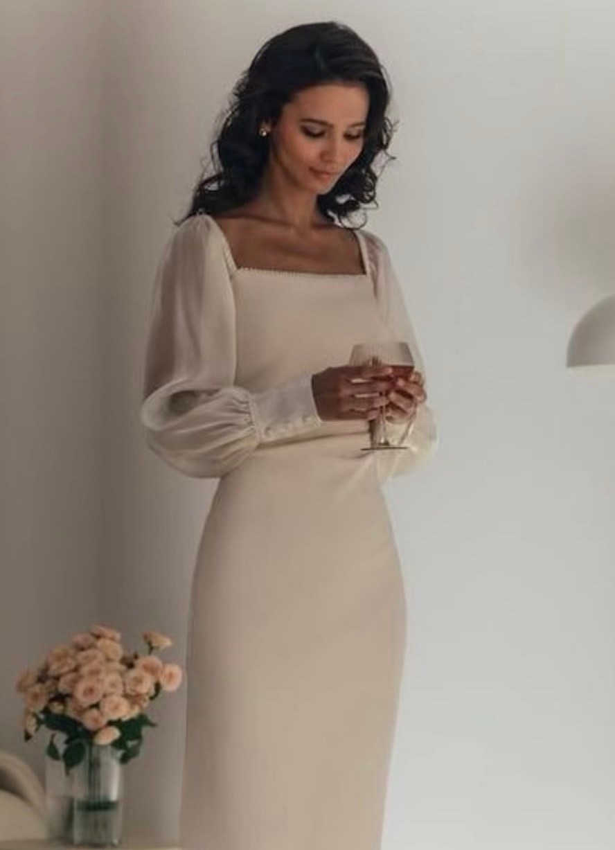 платье нарядное,платье стильное,платье с объемными рукавами,платье,пудровое платье