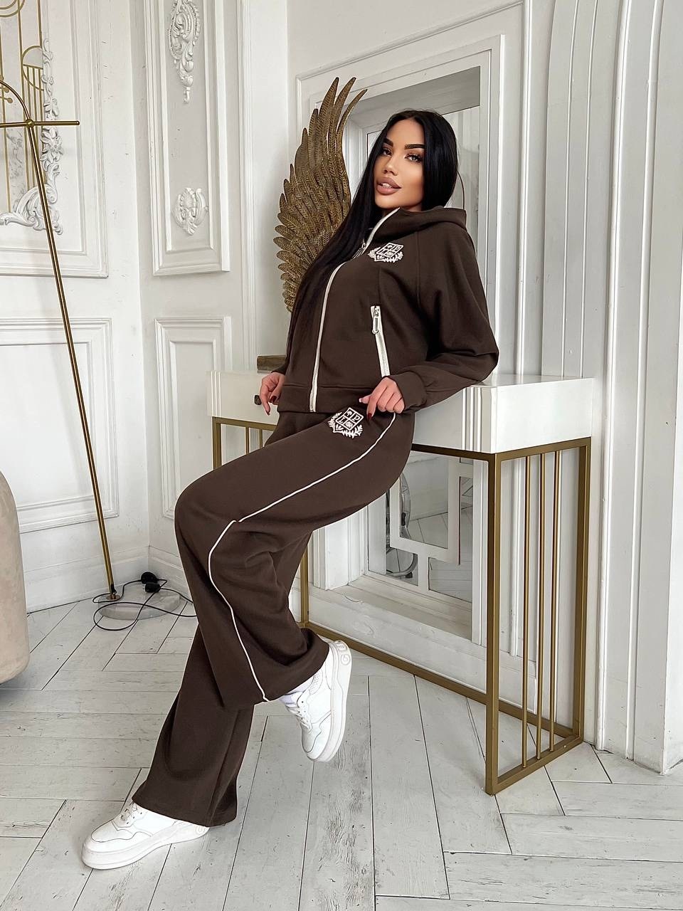 костюмы спортивные женские,стильные костюмы,спортивные костюм,костюм женские спортивные костюмы,костюмы женские