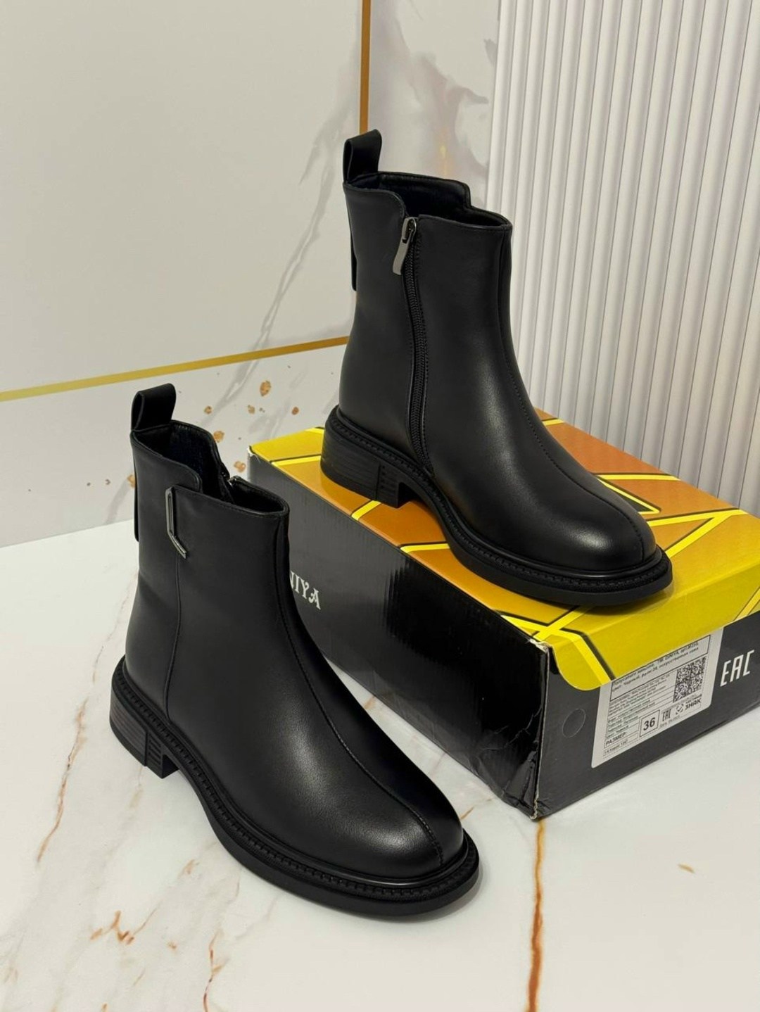 ботинки женские,,модные ботинки,женская ,ботинка