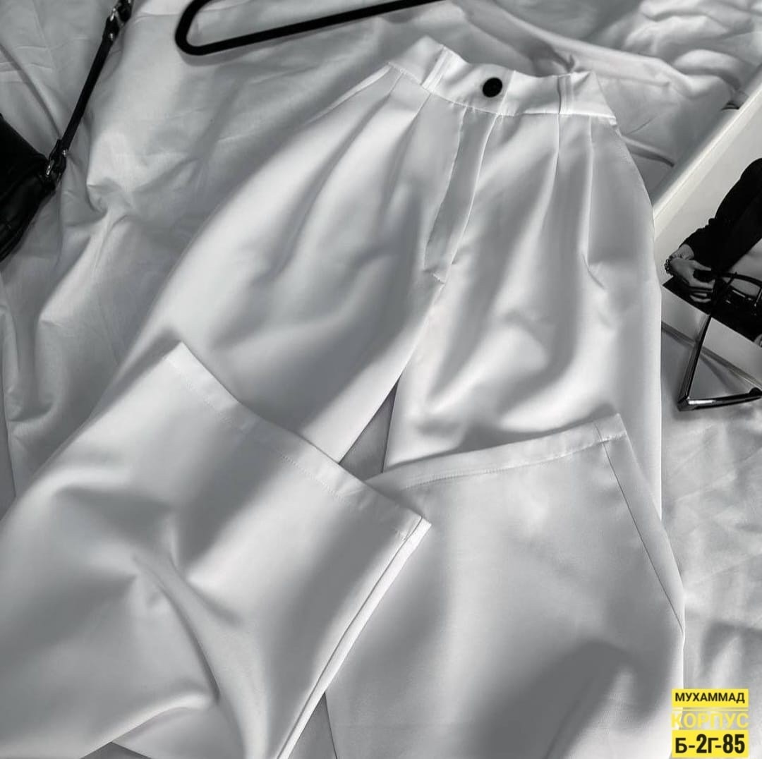 брюки свободного кроя,брюки базовые чёрные,брюки свободные,брюки базовые,классические брюки