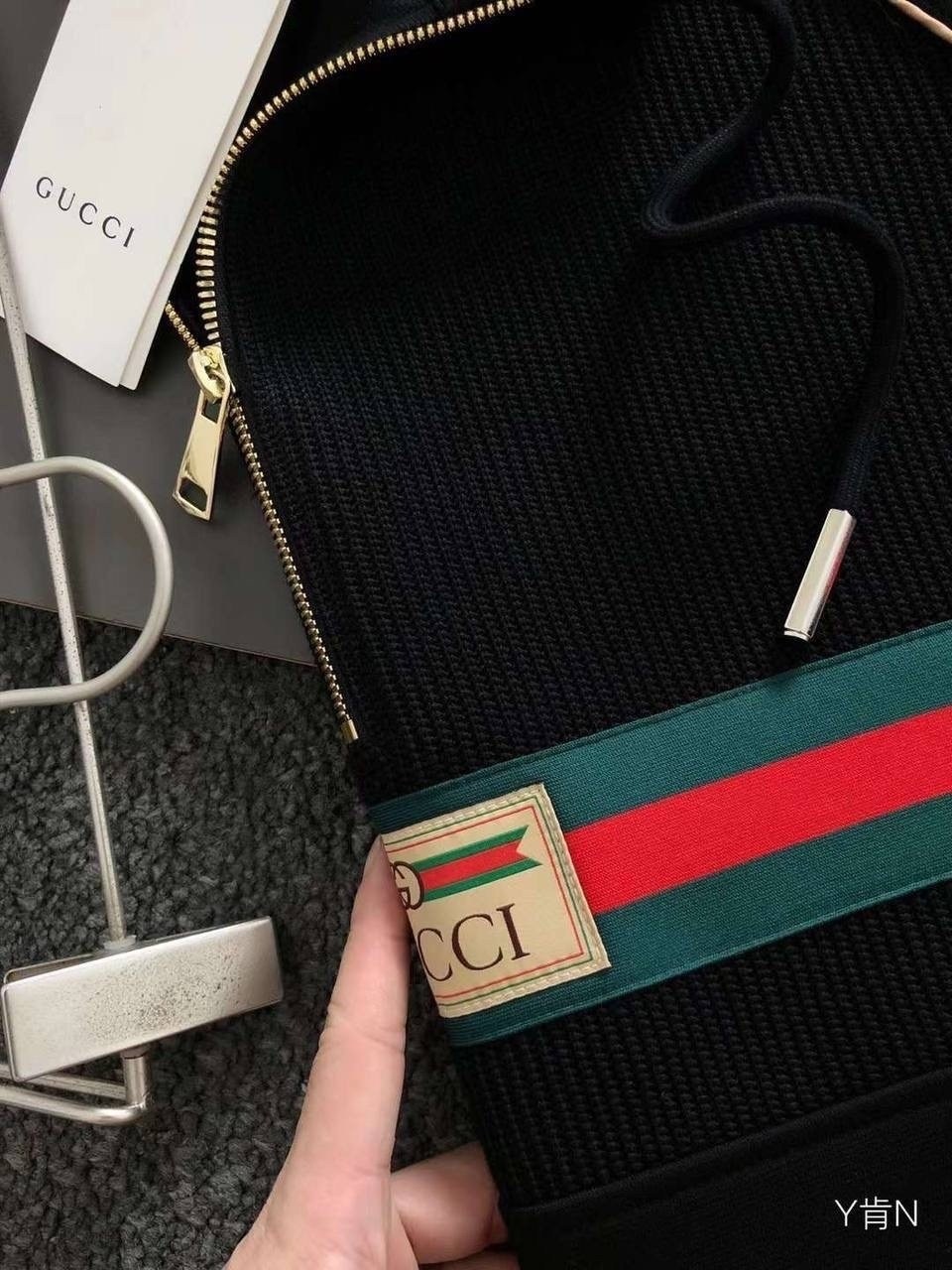 куртка gucci,куртка гуччи,кофта гуччи,модная толстовка,кофта толстовка
