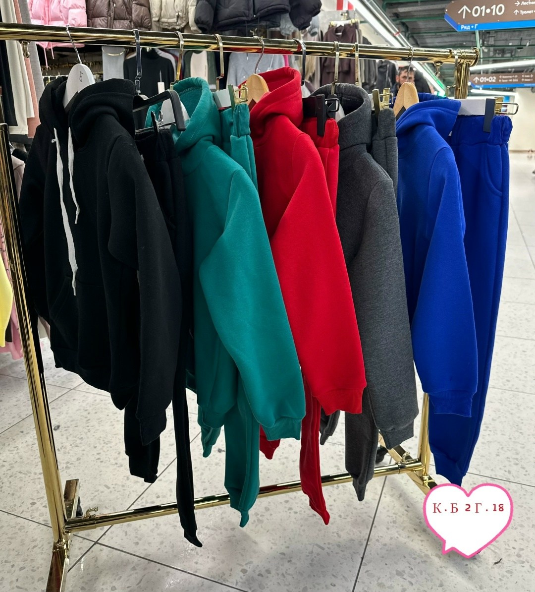 костюм на флисе,костюм толстовка,спортивные костюм,теплый костюм,спортивные костюмы на флисе