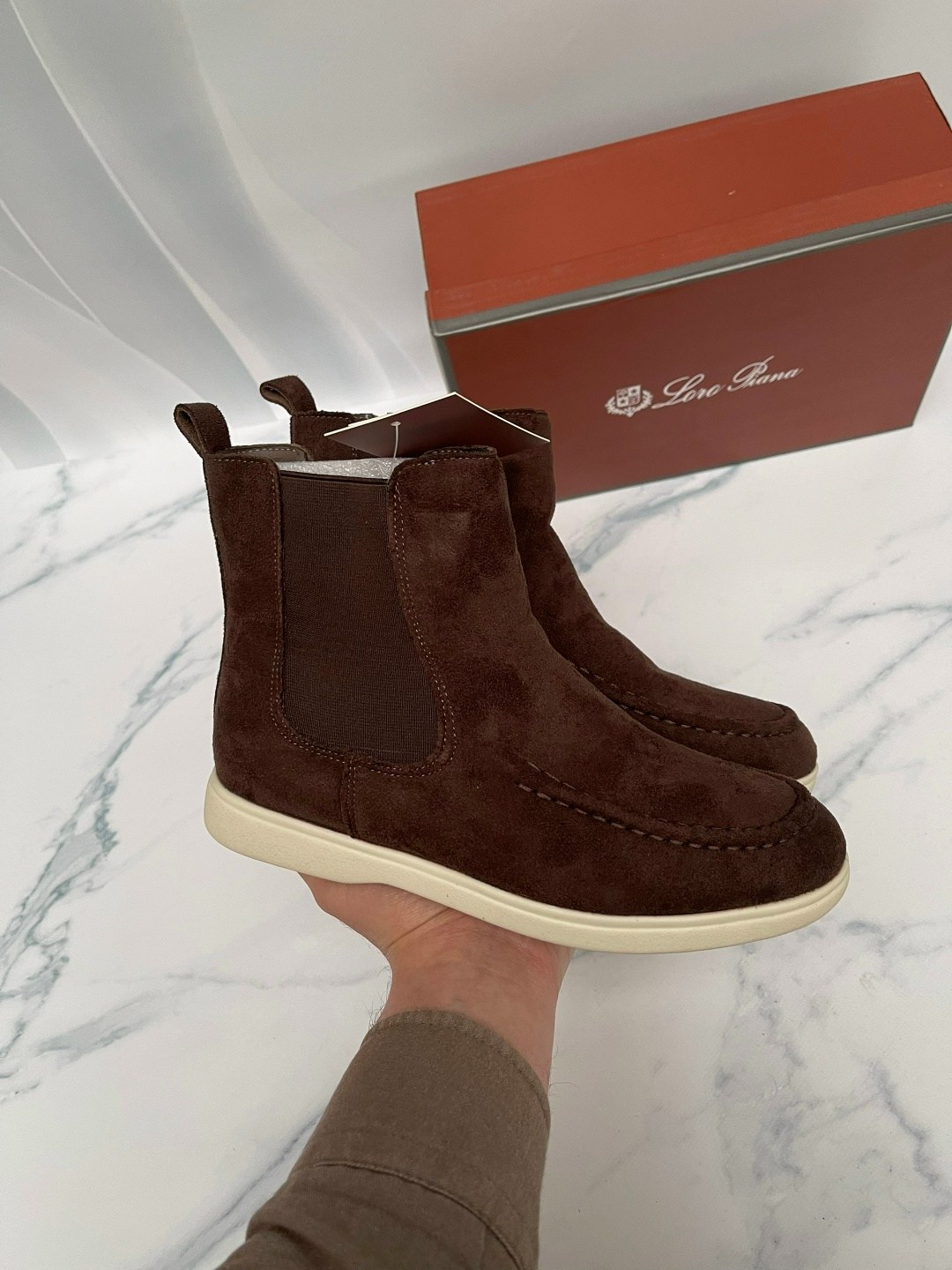 ,loro piana ботинки,замшевые ботинки,ботинки зимние из натуральной замши,замшевые ботинки челси