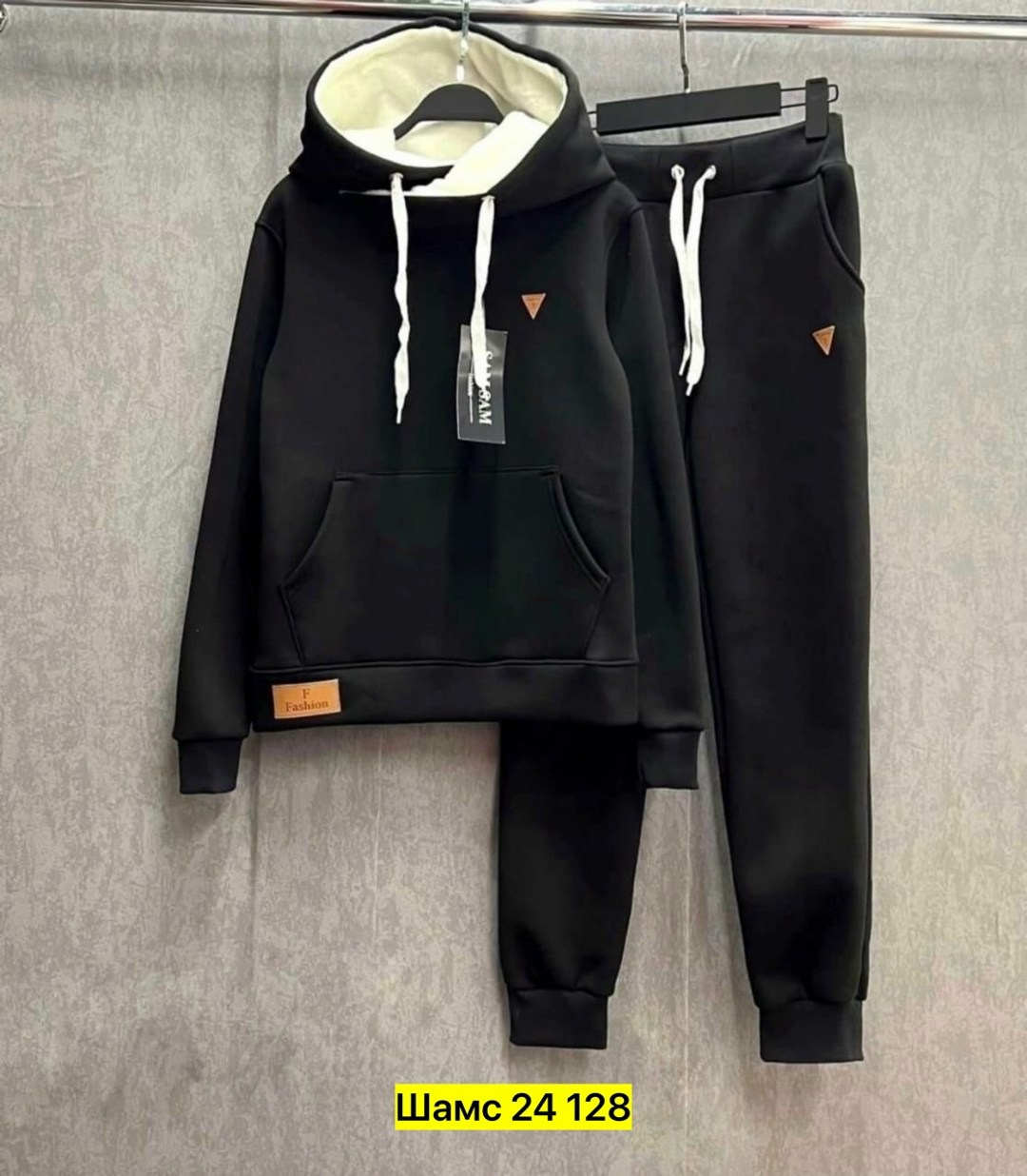 костюм на флисе женский,женский спортивный костюм на флисе,костюм на флисе,спортивные костюмы на флисе,костюмы спортивные женские