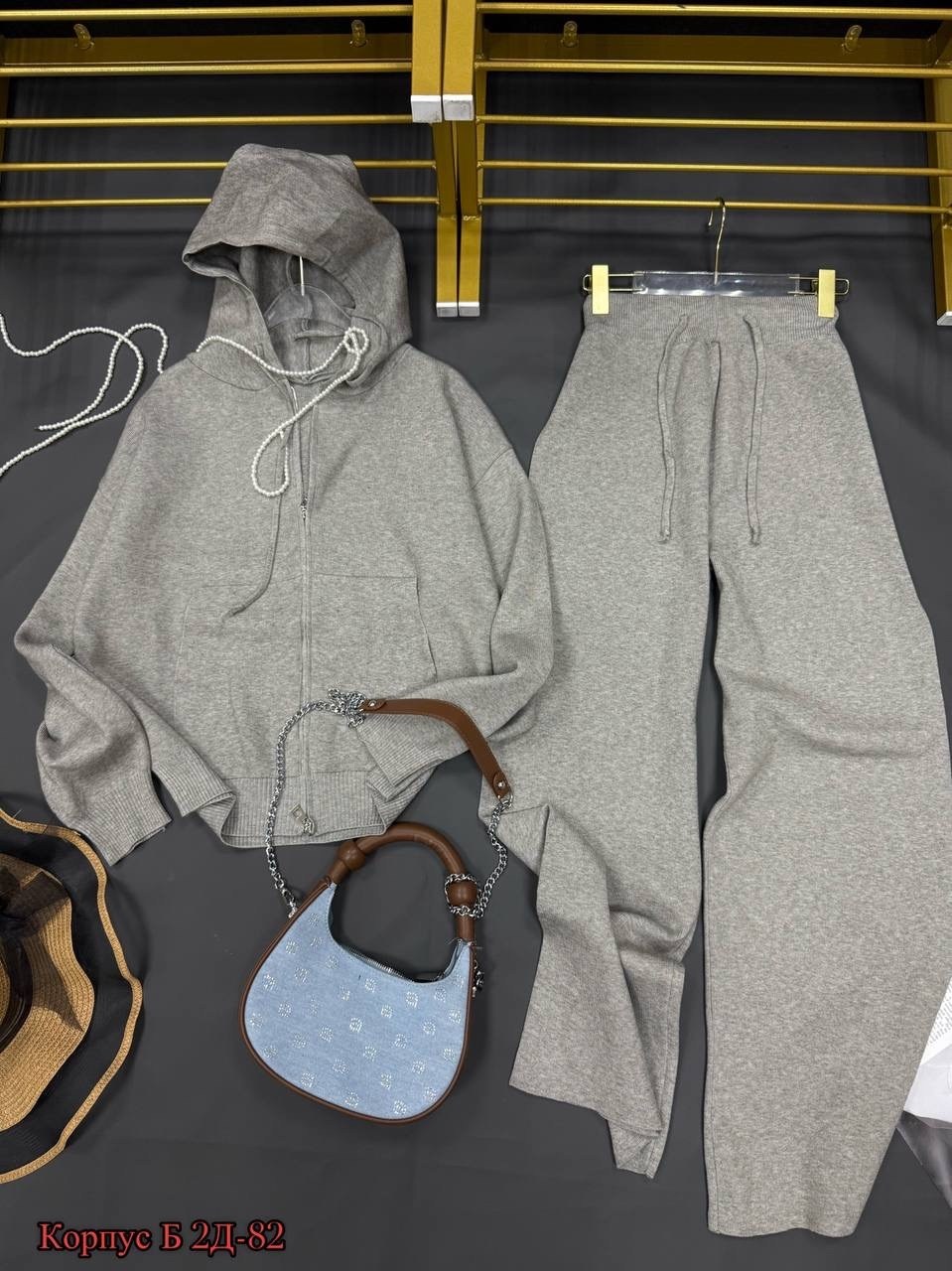 стильные костюмы,женские спортивные костюмы,спортивные костюм,костюмы женские,белые костюмы