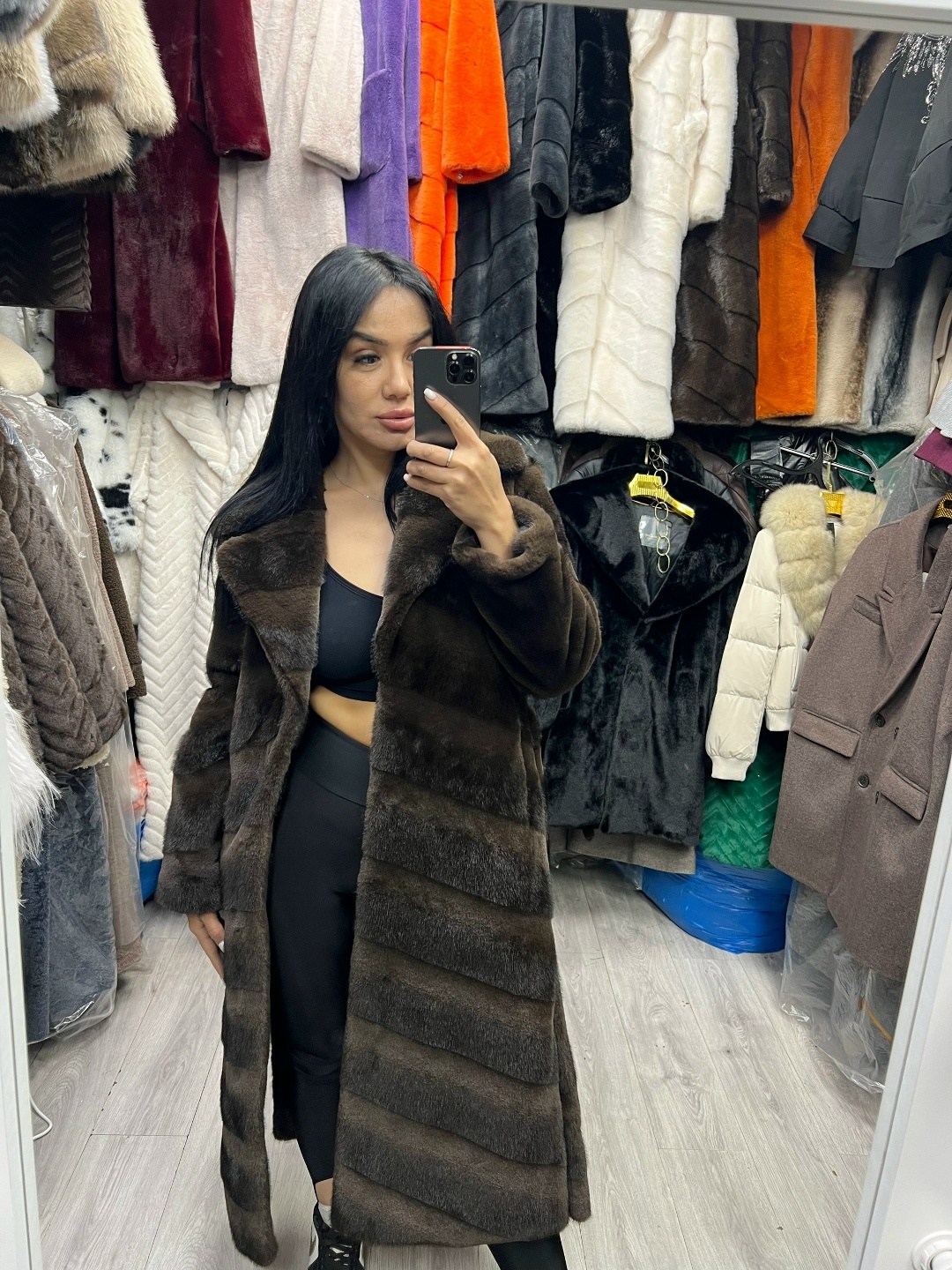 шуба искусственная,длинная шуба,норковые шубы,шубка,шуба женская