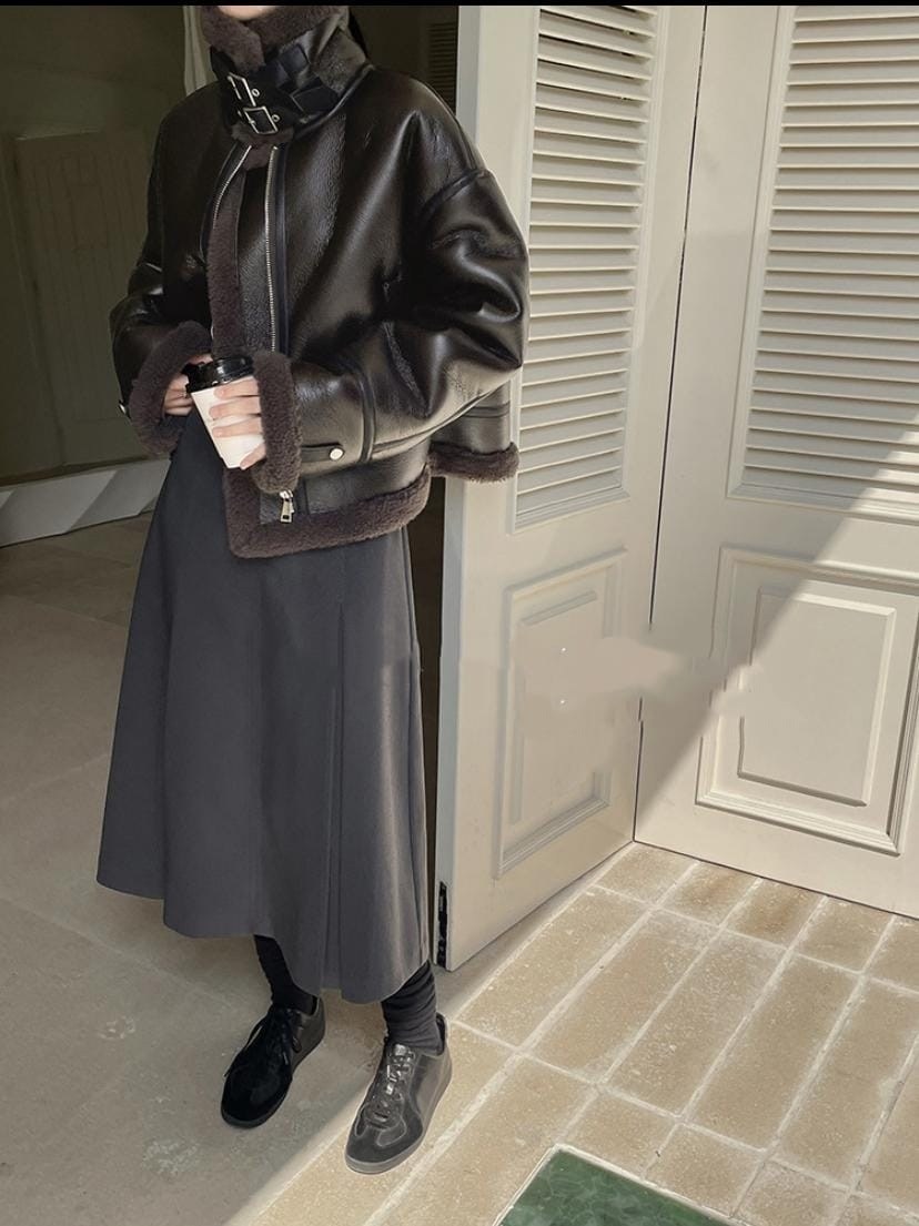 кожаная куртка,пальто теплое,куртка меховая,куртка пальто