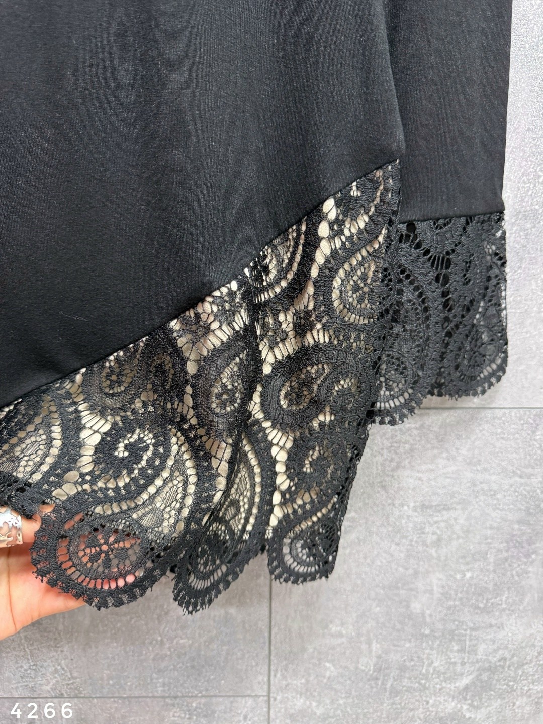 платье с кружевами,кружевное платье,платье с гипюром,платье с кружевом на подоле,платья мини