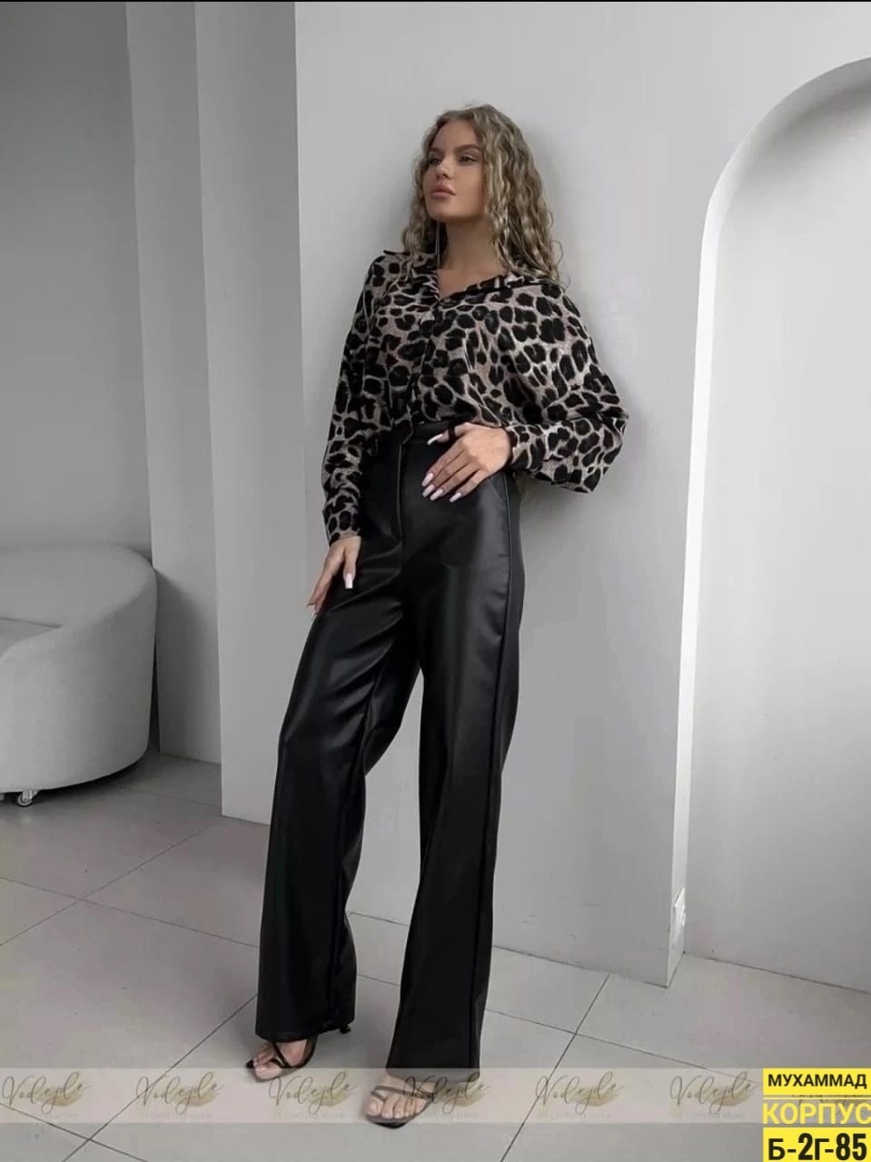 брюки палаццо прямые кожаные vodejde,брюки палаццо прямые кожаные,кожанные брюки клеш,кожаные брюки,брюки модные