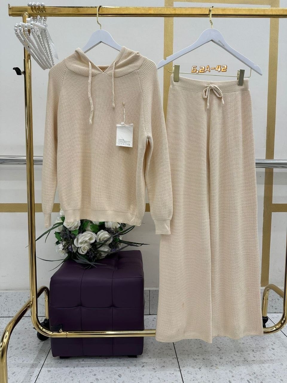 костюмы комплекты,костюмы двойки,костюм двойка шерсть,трикотажные костюмы,костюм со штанами